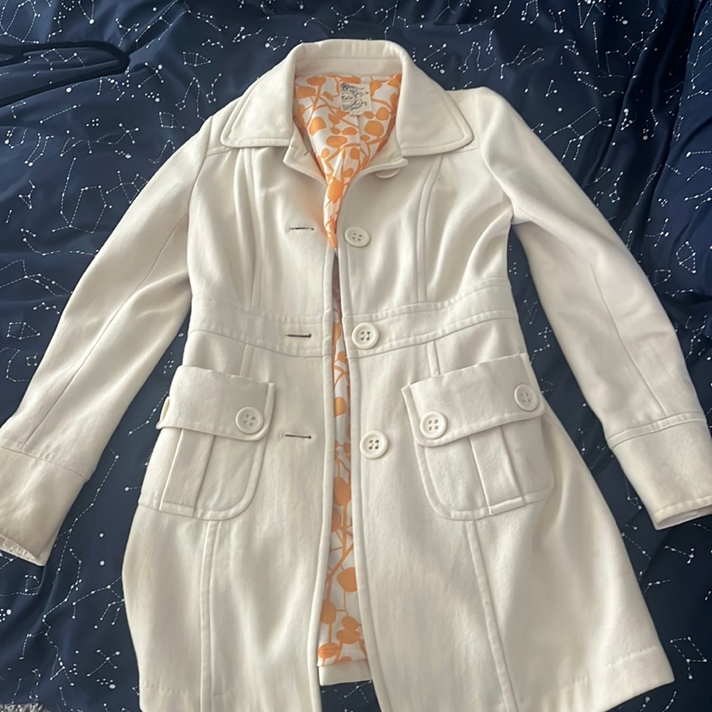 White Peacoat XS